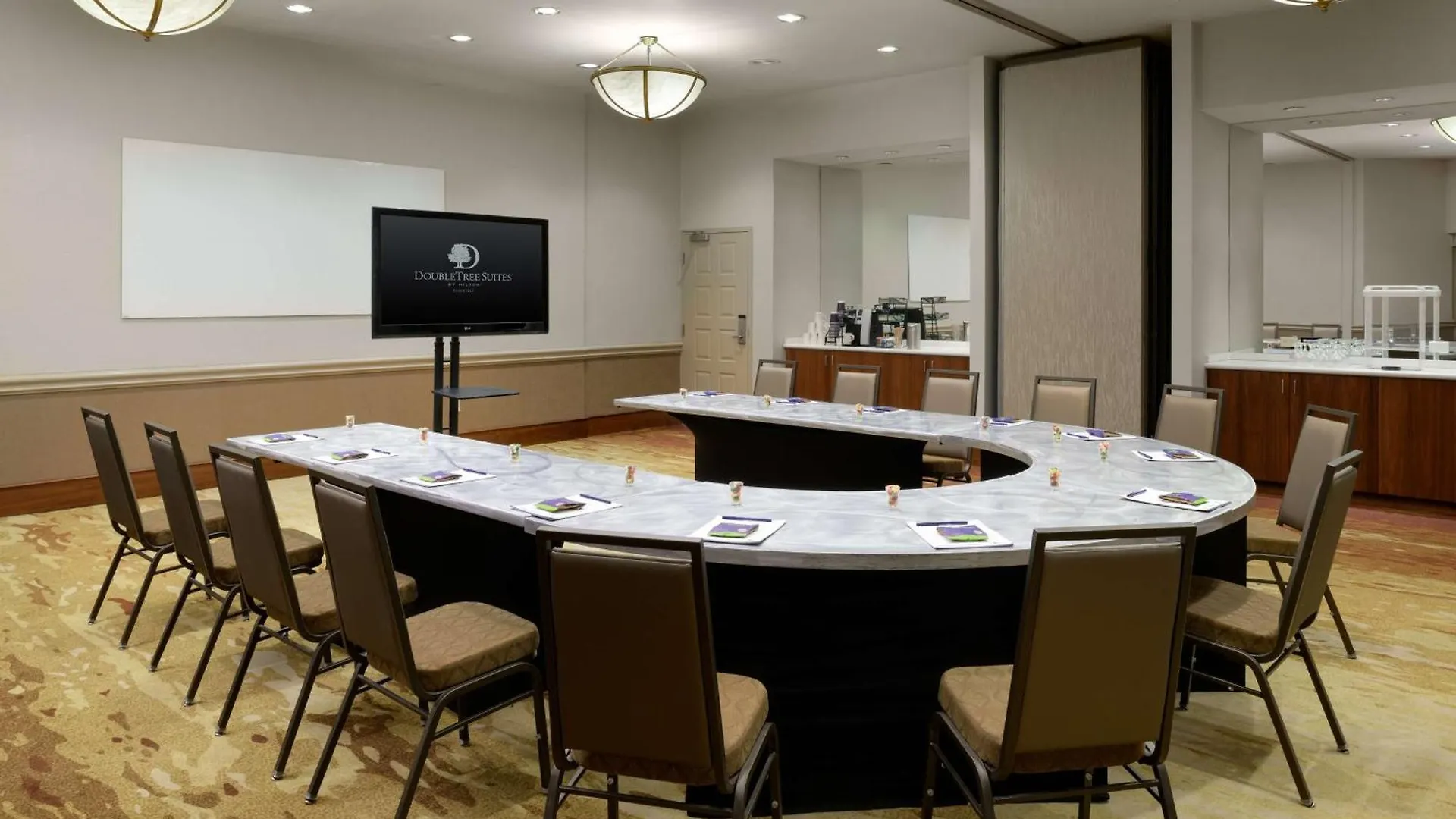 Doubletree Suites By Hilton Phoenix